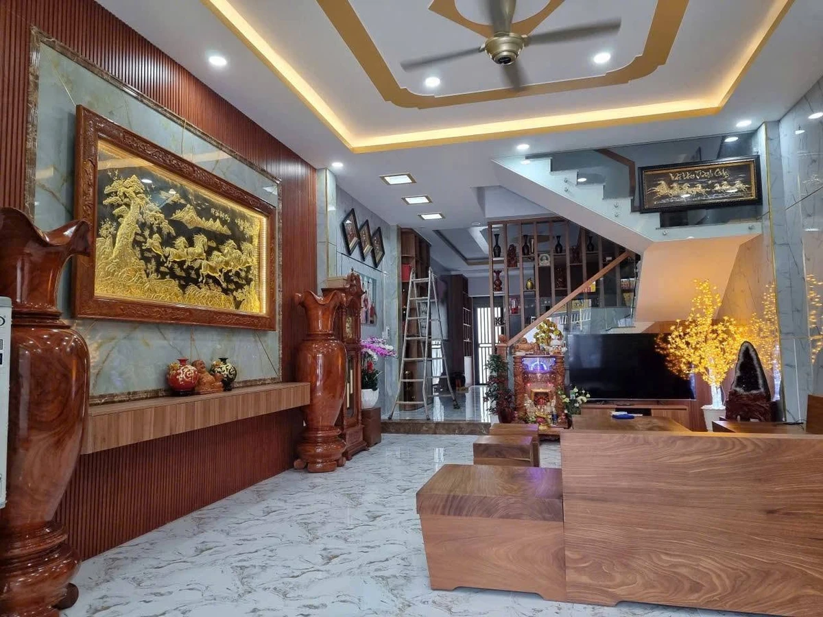 Bán nhà mặt tiền kinh doanh 115m² Dĩ An Bình Dương - Ảnh thu nhỏ 2