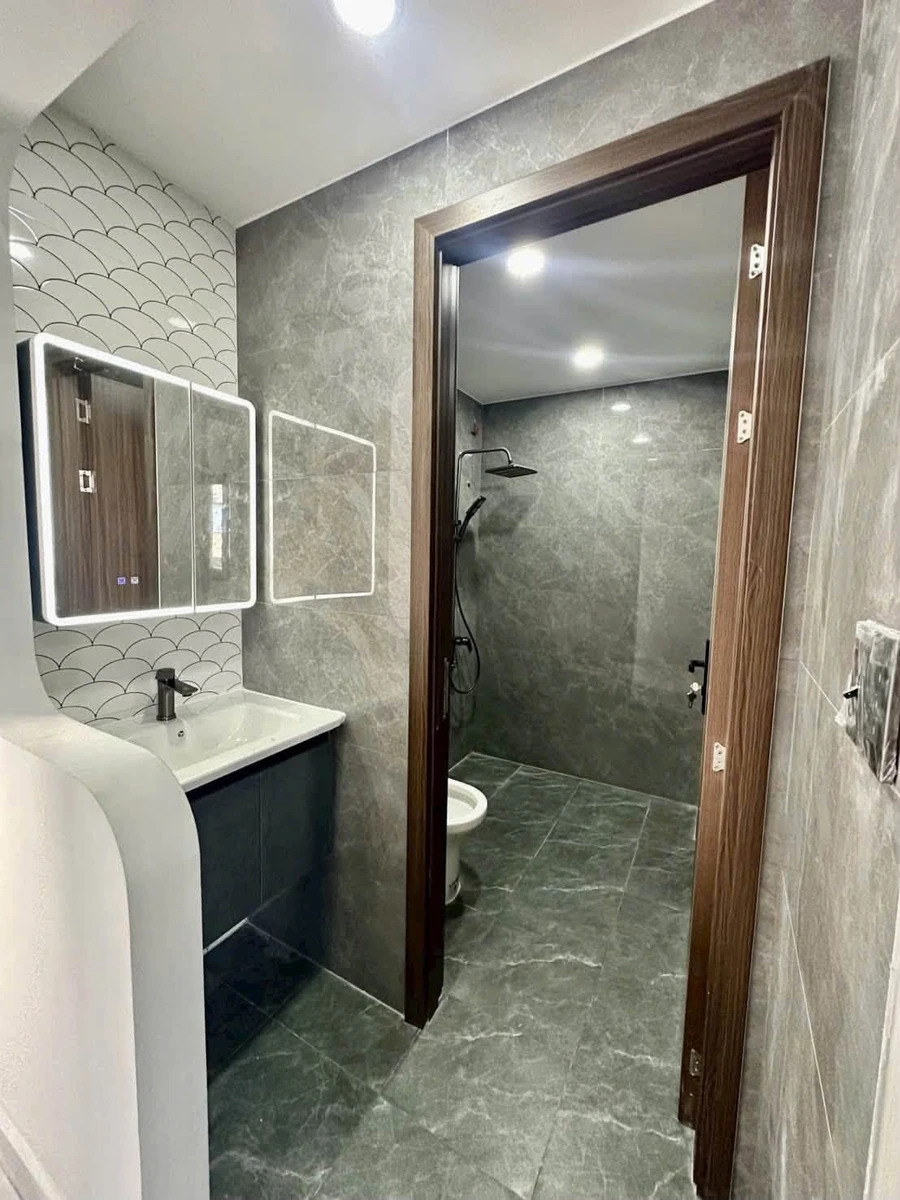 Bán nhà hẻm 2 tầng 3.8x14m, 3PN đường Ông Ích Khiêm Quận 11, giá 6.88 tỷ - Ảnh thu nhỏ 5