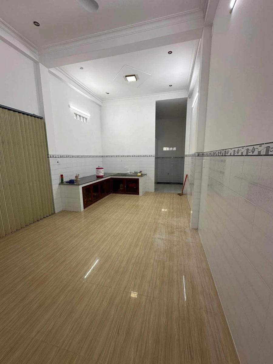 Bán nhà mặt tiền 1 trệt 1 lầu 5x28m đường Phan Văn Lại, Phường 6, TP Tân An, Long An - Ảnh thu nhỏ 4