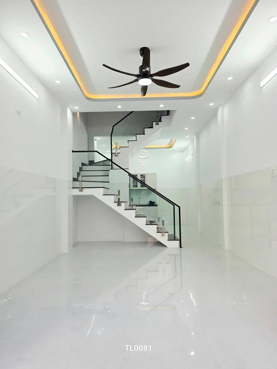 Bán nhà mặt tiền 3 tầng 120m² Bình Tân 3,55 tỷ - Ảnh thu nhỏ 2