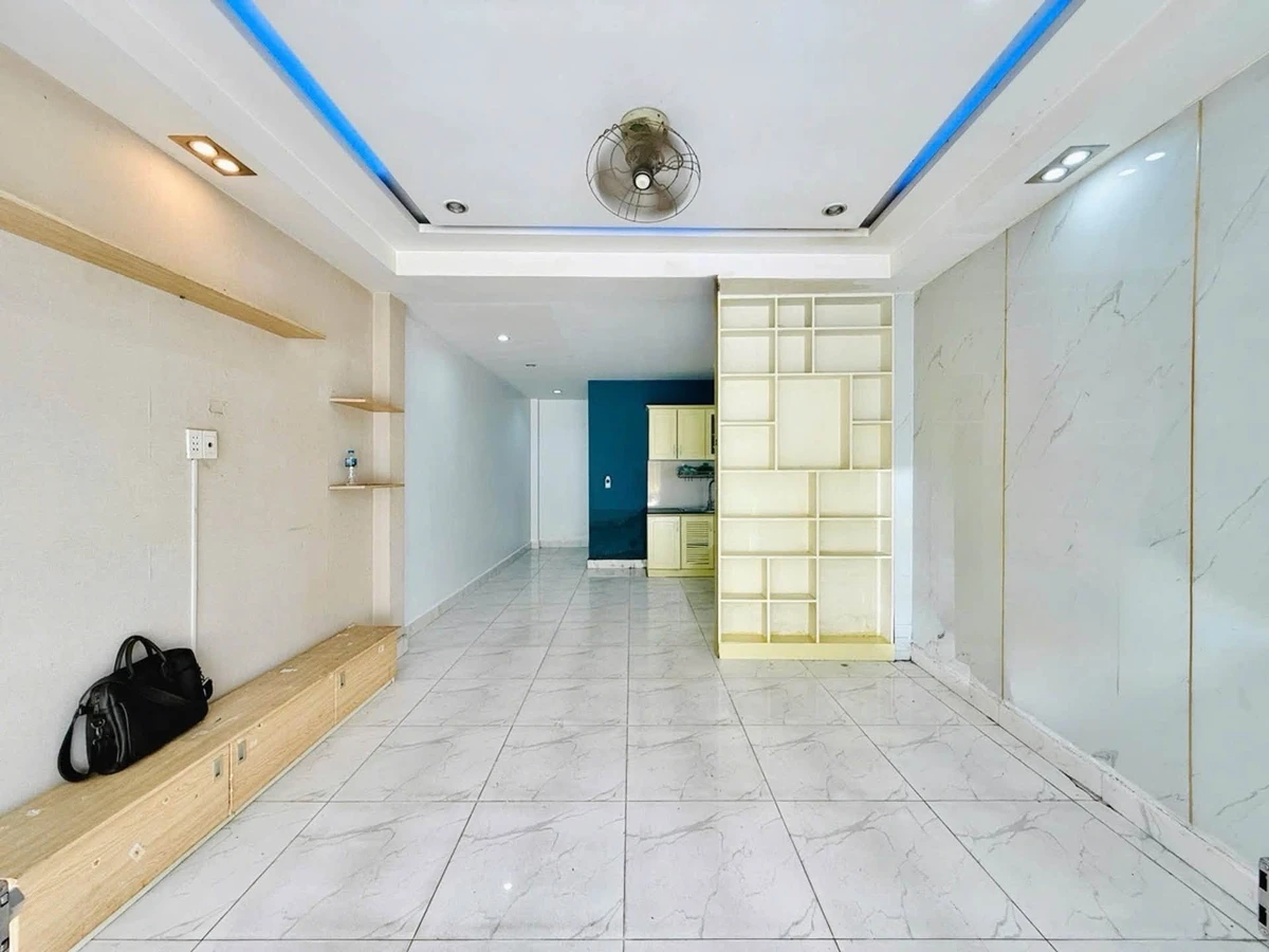 Bán nhà 3 tầng 44m2 phường 6 Bình Tân 5.3 tỷ - Ảnh thu nhỏ 2