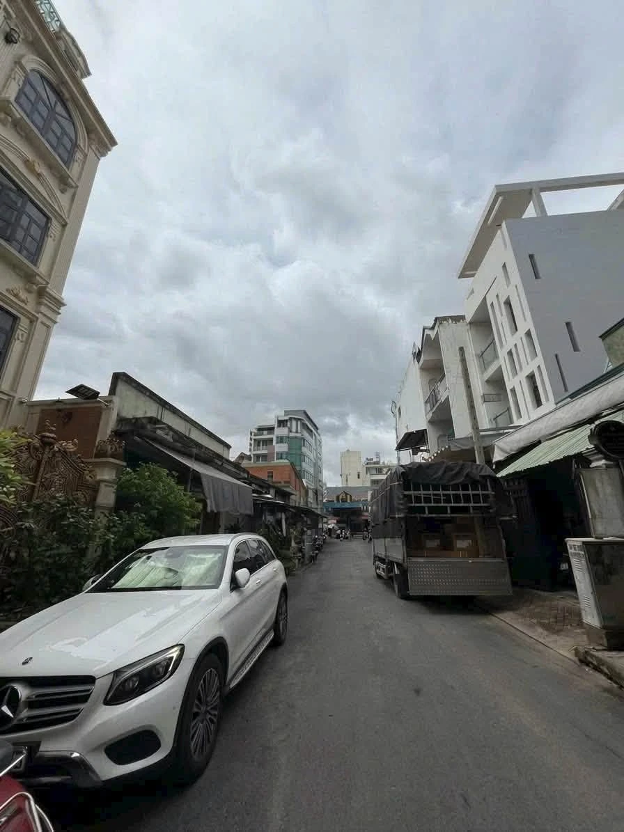 Bán biệt thự Tân Phú 126m2 7 phòng ngủ 27,99 tỷ - Ảnh thu nhỏ 2