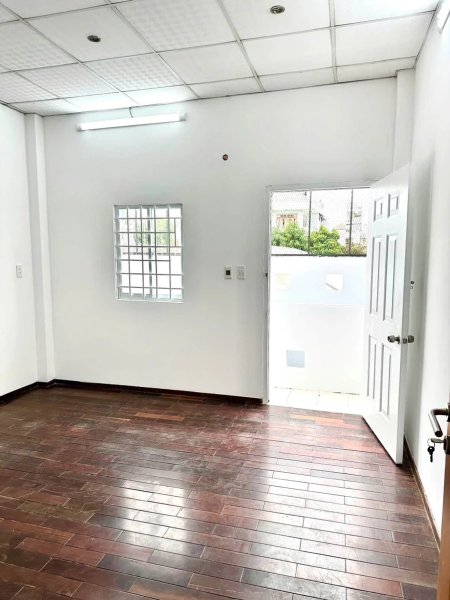Bán nhà 2 tầng hẻm ô tô 8m, 64m², 2PN 2WC, gần Tên Lửa Bình Tân - Ảnh thu nhỏ 3