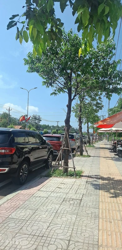 Bán lô đất mặt tiền Nguyễn Tất Thành Long Hải 147m2, 4.7 tỷ