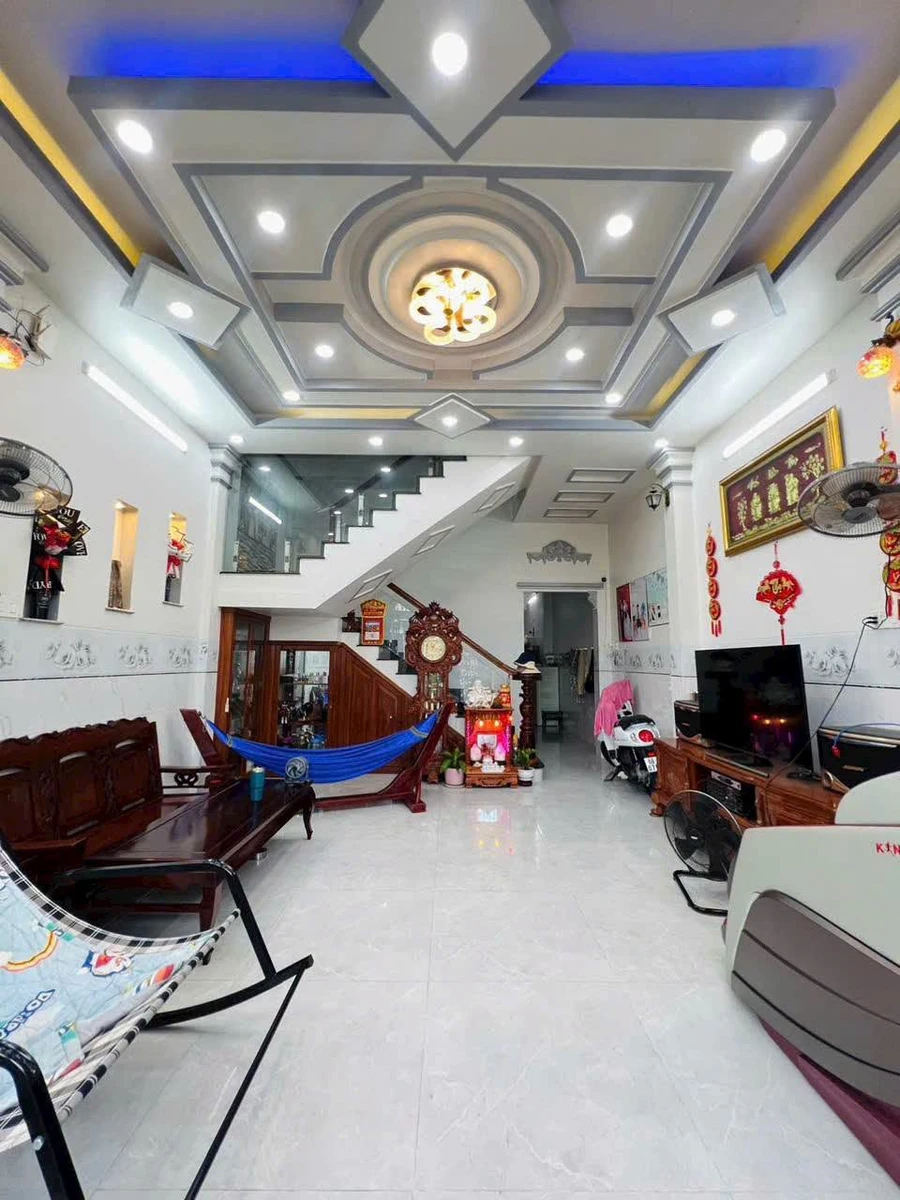 Bán nhà trệt lầu 3PN Rạch Giá 91m² giá 2 tỷ 950 - Ảnh thu nhỏ 3