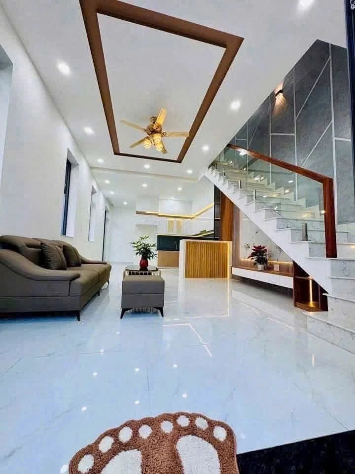 Bán nhà góc 2 mặt tiền 95.8m² Thủ Dầu Một - Ảnh thu nhỏ 3