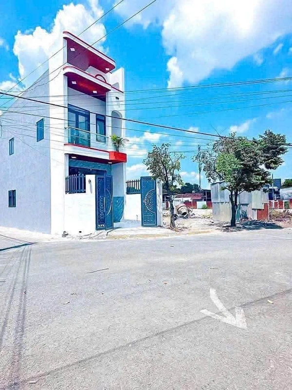 Bán shophouse 2 mặt tiền Đồng Khởi, 800m² sàn, thu nhập 1 tỷ/năm 1ty499tr