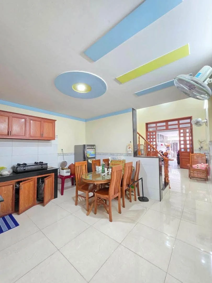Nhà mặt tiền sổ hồng riêng 113,6m² Dĩ An Bình Dương - Ảnh thu nhỏ 2