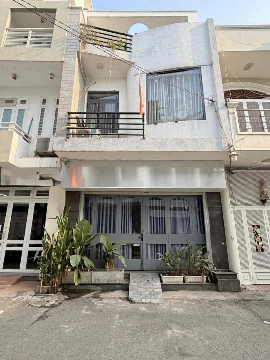 Bán nhà hẻm 6m, ngang 5m, 5x12 gần Phạm Văn Đồng - Ảnh thu nhỏ 3