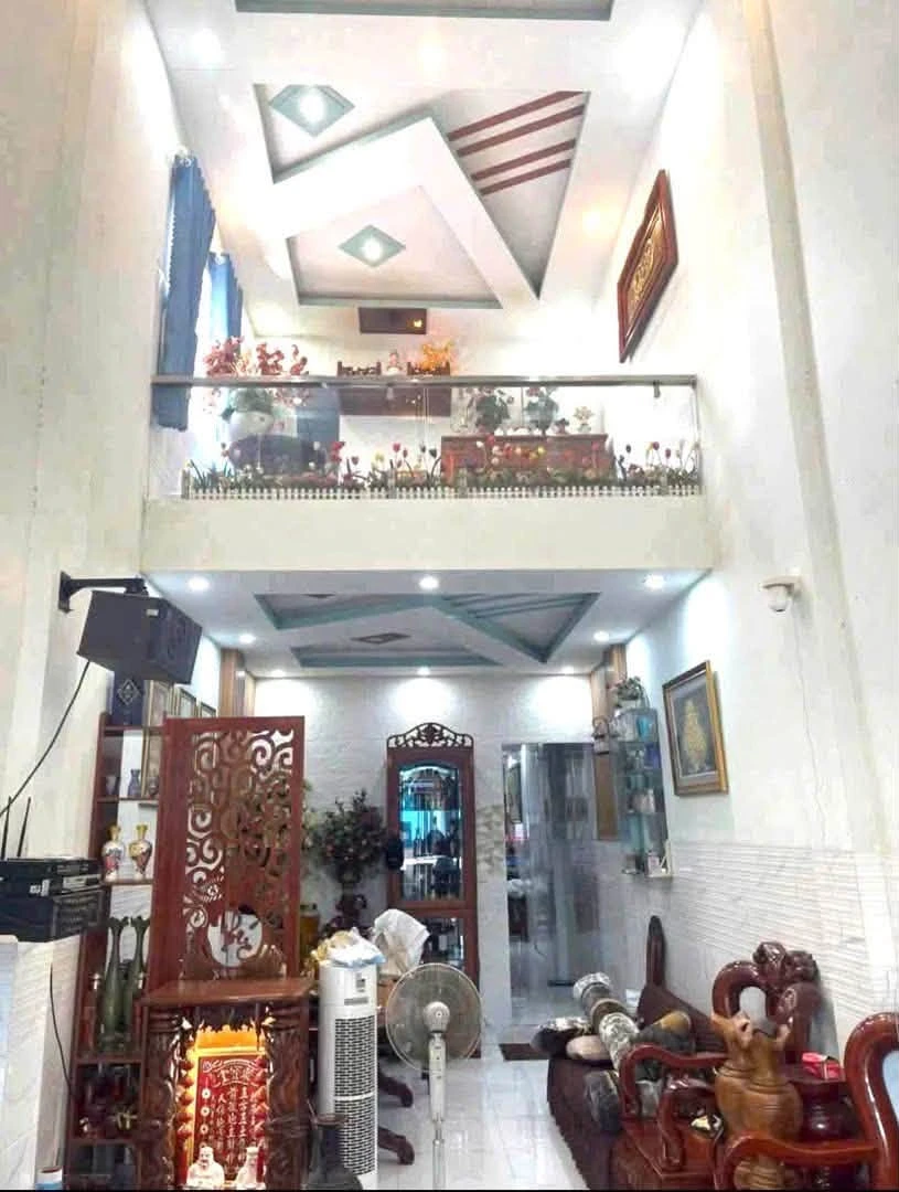 Bán gấp nhà gác lửng 74m² chỉ 2,4 tỷ tại Phường Trấn Biên, Đồng Nai - Ảnh 1