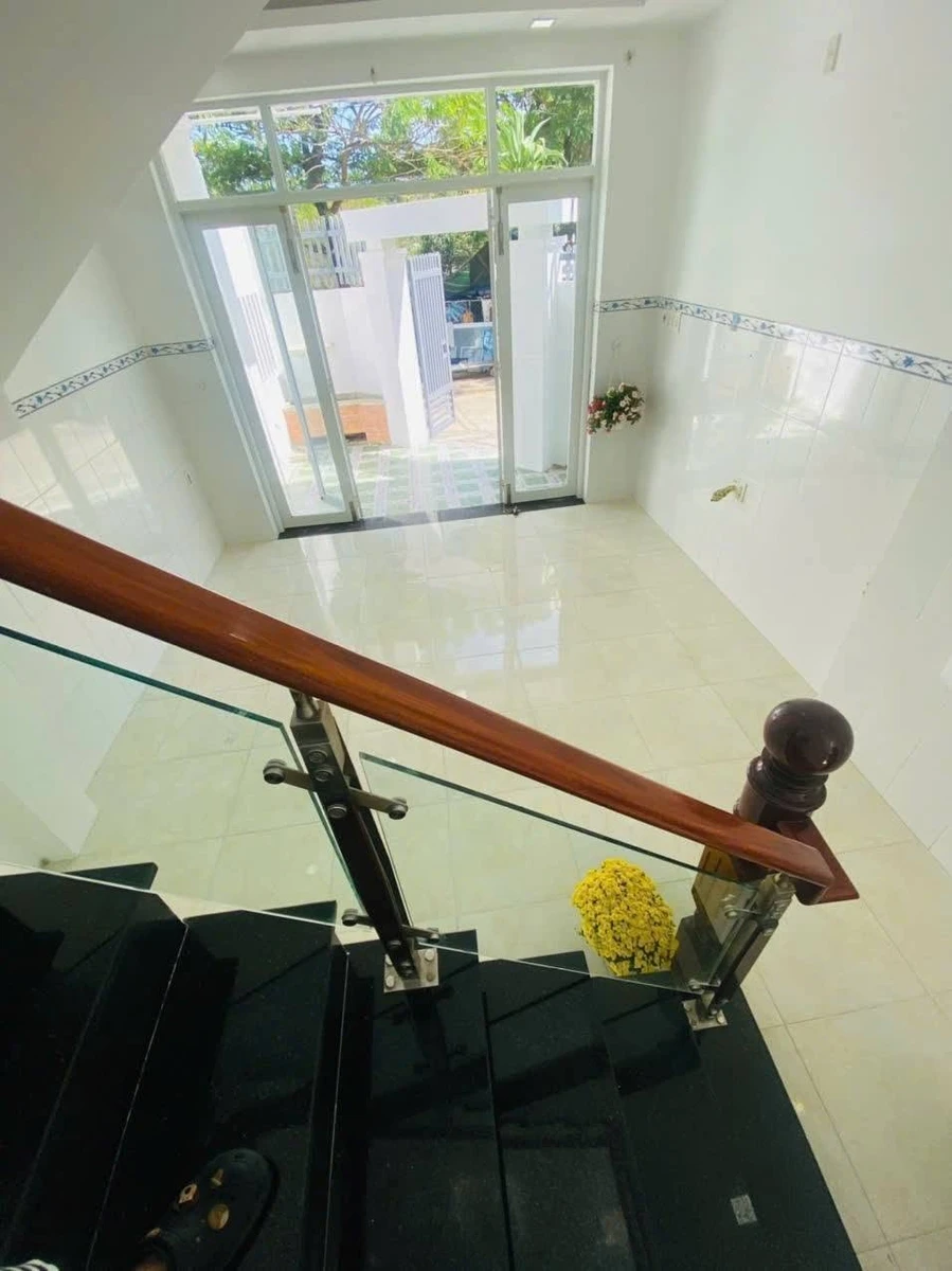 Bán nhà 2 tầng 3 phòng ngủ 60m² Nha Trang 3 tỷ 800 - Ảnh thu nhỏ 5