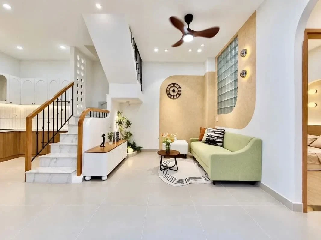 Bán nhà 3 tầng 40m² 4PN 3WC đường Nguyễn Văn Đậu giá 5,9 tỷ - Ảnh 1