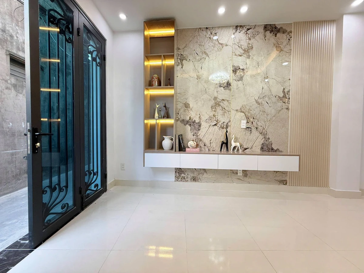 Bán nhà 3 tầng phố Hồ Sen 90m² 2 tỷ 580 triệu - Ảnh thu nhỏ 4