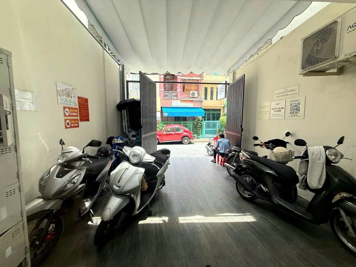 Bán nhà hẻm 8m Nguyễn Văn Thương, Phường 25, Bình Thạnh, 76m2, trệt 2 lầu, đang cho thuê - Ảnh thu nhỏ 2
