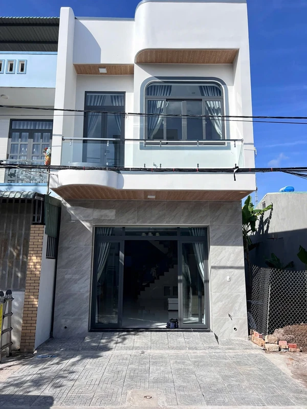 Bán nhà 4PN 3WC 100m² Lê Văn Lương, Bà Rịa