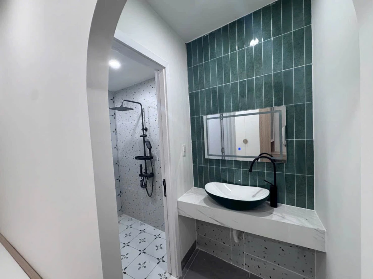 Bán nhà 2 phòng ngủ 83.5m² Rạch Giá Kiên Giang 2 tỷ 049 triệu - Ảnh thu nhỏ 4