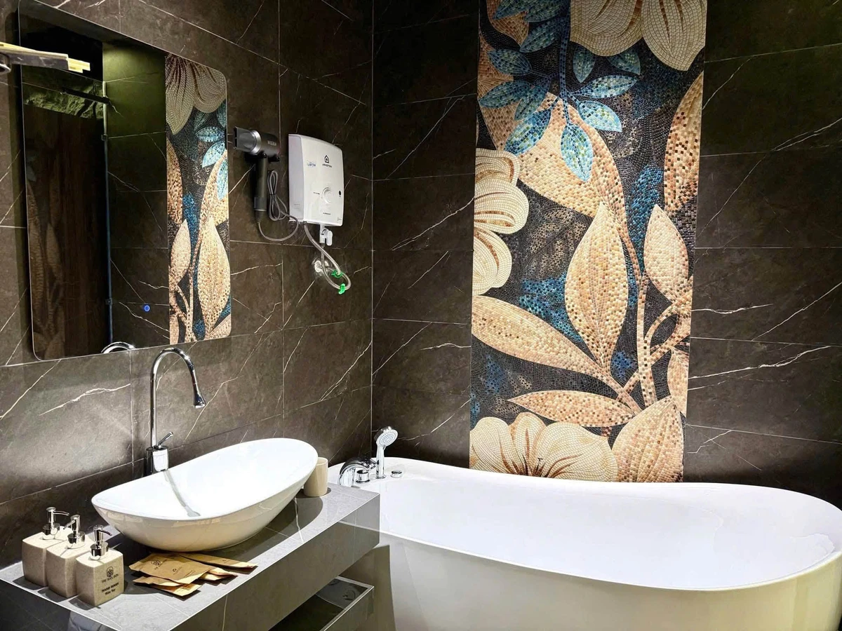 Bán nhà 5 tầng 99m² Tân Bình, dòng tiền 105 triệu/tháng - Ảnh thu nhỏ 3