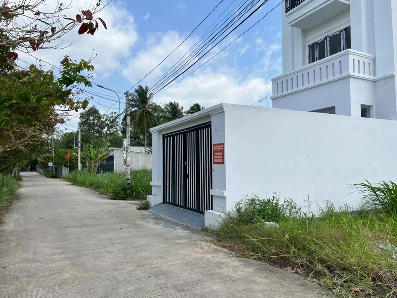 Bán nhà 84m2 thổ cư, 2 phòng ngủ, giá 900 triệu tại Phường An Hội, Bến Tre