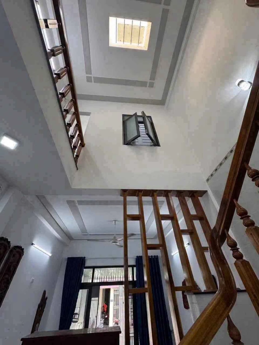 Bán nhà 2 tầng mặt tiền Huỳnh Mẫn Đạt, 78m2, gần hồ Sinh Thái Đống Đa, Quy Nhơn - Ảnh thu nhỏ 4