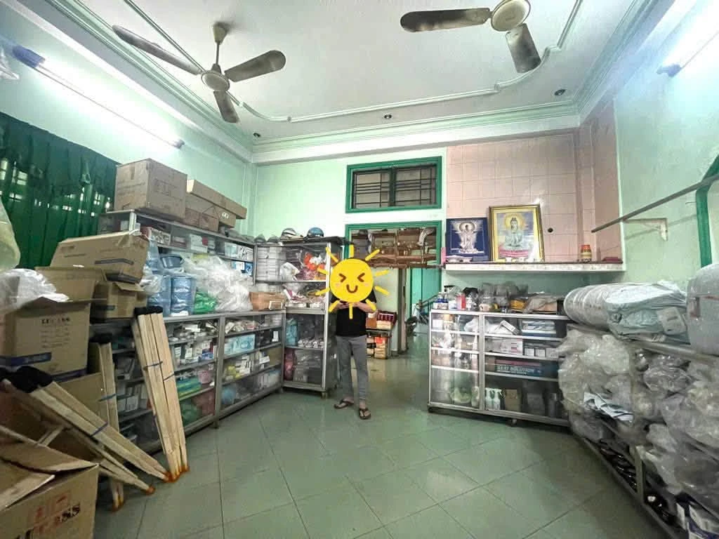 Bán nhà mặt tiền kinh doanh 162m2, 4 tầng, Nguyễn Kiệm, Gò Vấp, giá 14,99 tỷ - Ảnh thu nhỏ 2