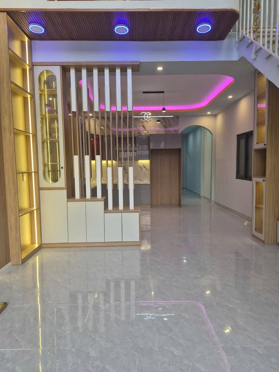Bán nhà hoàn thiện 3 phòng ngủ, 108m² Long Trạch Cần Đước - Ảnh thu nhỏ 2