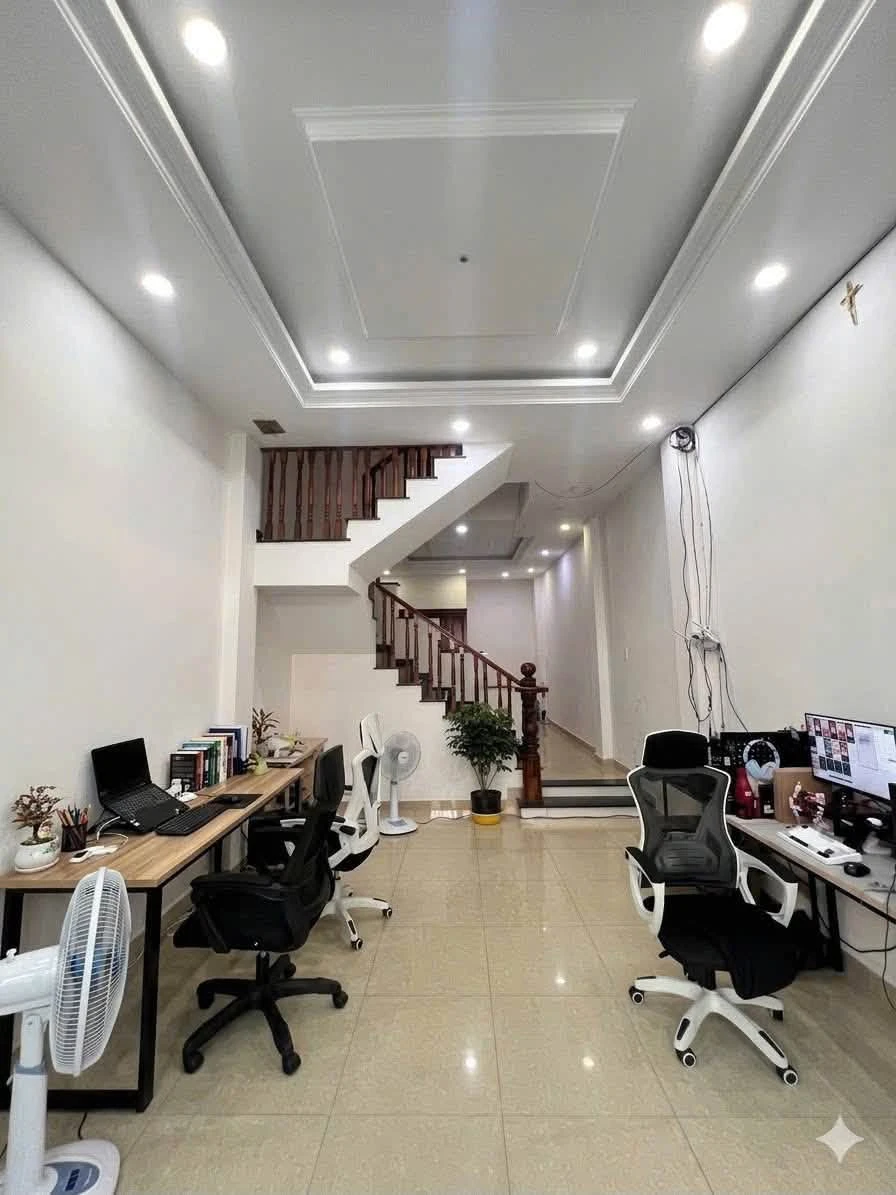 Nhà 3 tầng 57m² Trường Thọ, Thủ Đức 7.2 tỷ - Ảnh thu nhỏ 2