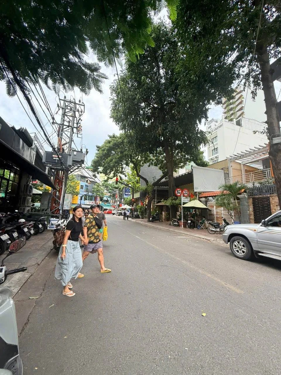 Bán 2 căn nhà mặt tiền Bạch Đằng, trung tâm du lịch Nha Trang, 82m2 giá 28,8 tỷ - Ảnh thu nhỏ 5