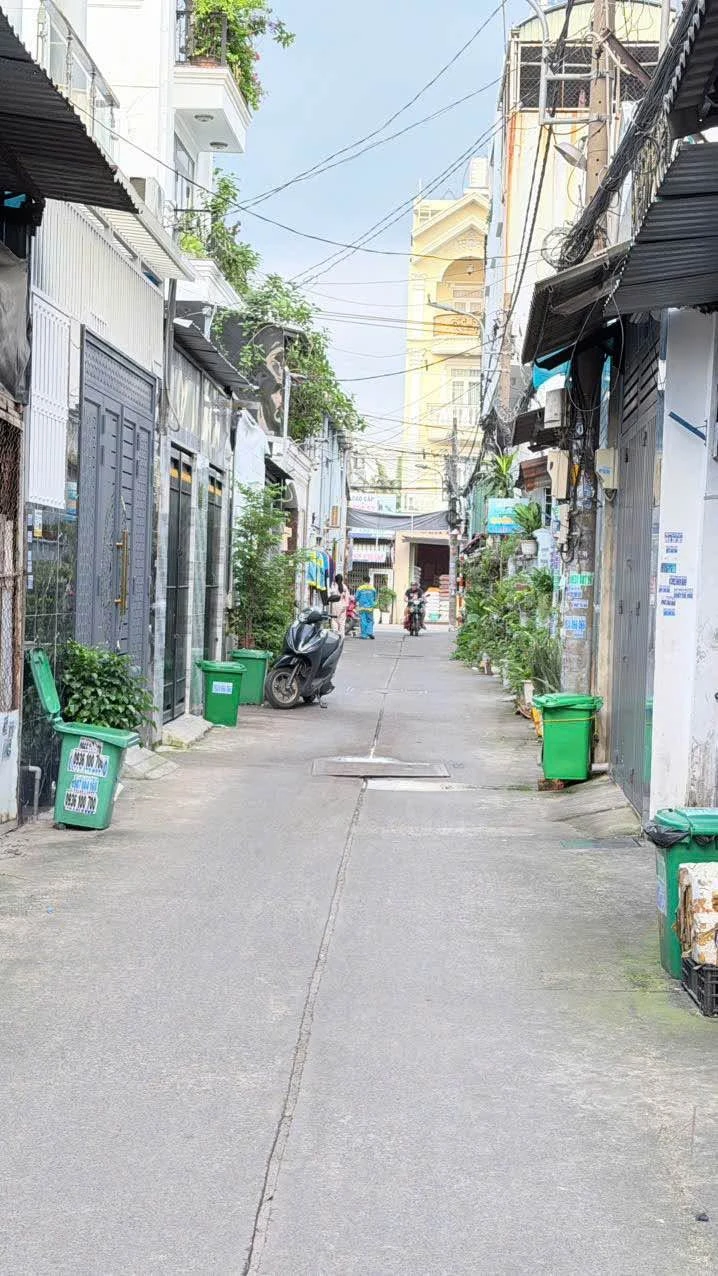 Bán nhà hẻm thông 40m2 3 tầng 3PN Quận 12 - Ảnh 1