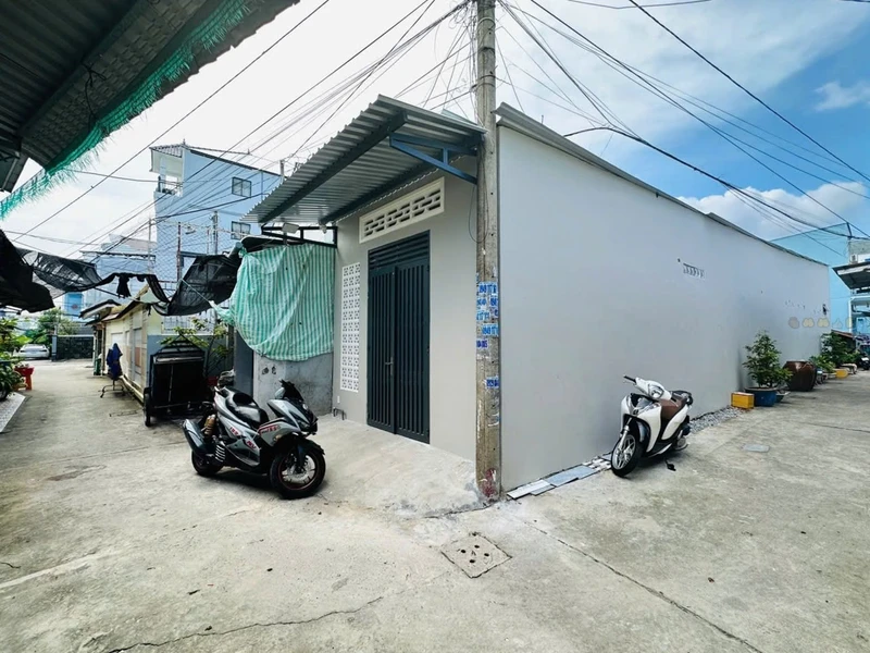 Bán nhà 2PN + 5 phòng trọ 200m² 3 tỷ 150 triệu 4x52m