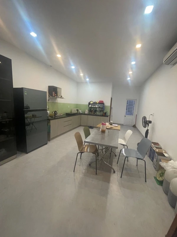 Bán nhà 3 tầng 96m² gần Điện Biên Phủ, Thanh Khê, Đà Nẵng, 8,2 tỷ