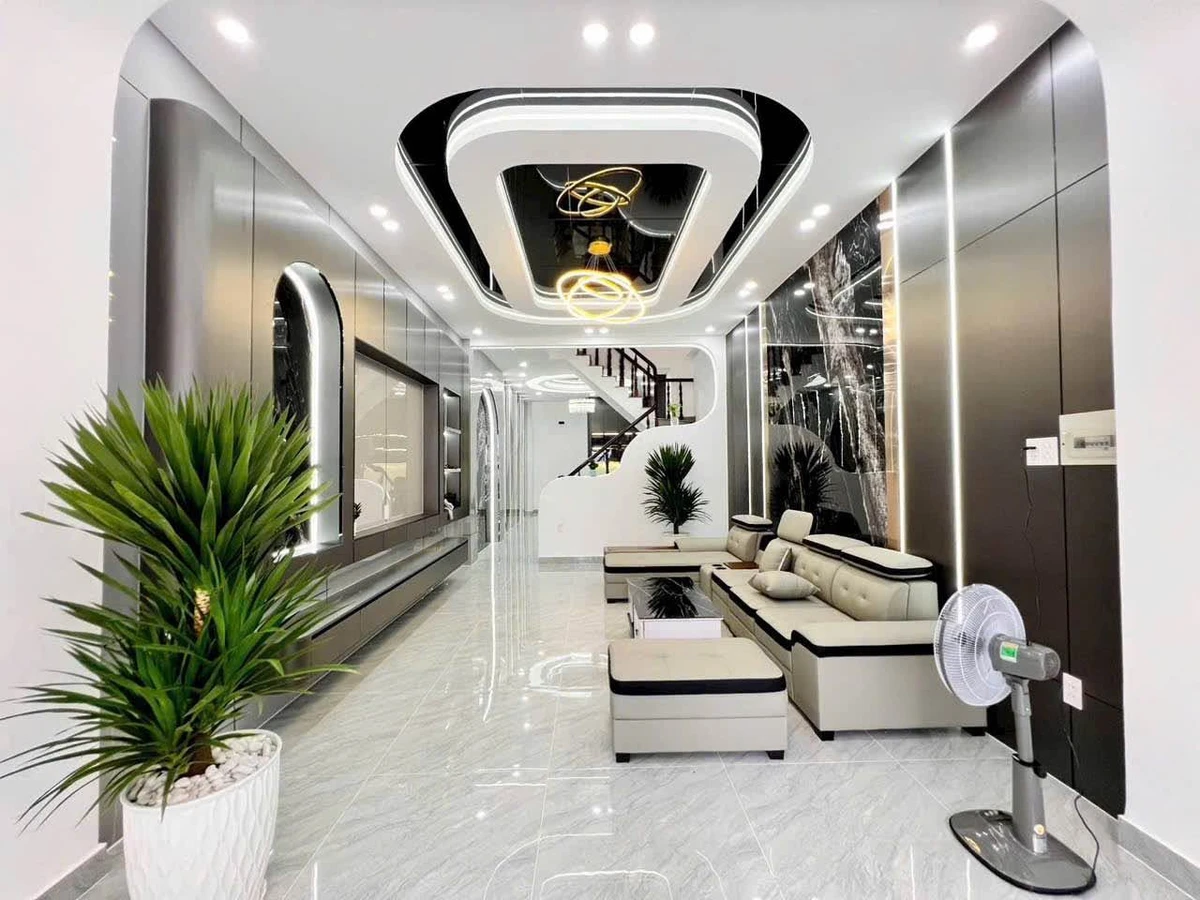 Bán nhà 2 lầu hẻm xe hơi Lâm Thị Hố, Tân Chánh Hiệp, Quận 12 - 66m², 5,65 tỷ - Ảnh thu nhỏ 2