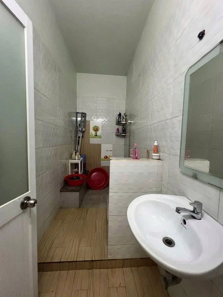 Bán nhà mặt tiền Lò Lu Q9, 85m2, kinh doanh tốt, 8.5 tỷ - Ảnh thu nhỏ 5