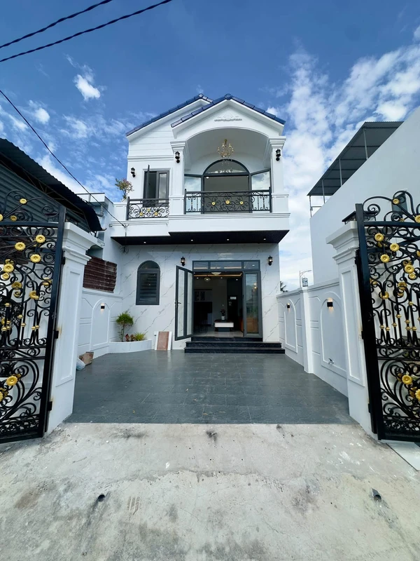 Bán nhà 3 phòng ngủ 130m² Khánh Hòa 2 tỷ 670