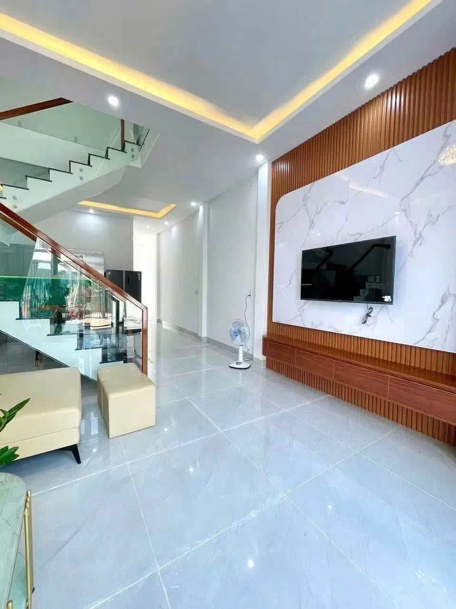 Bán nhà 2 mê 145m² Quang Trung, Quảng Ngãi - Ảnh thu nhỏ 3