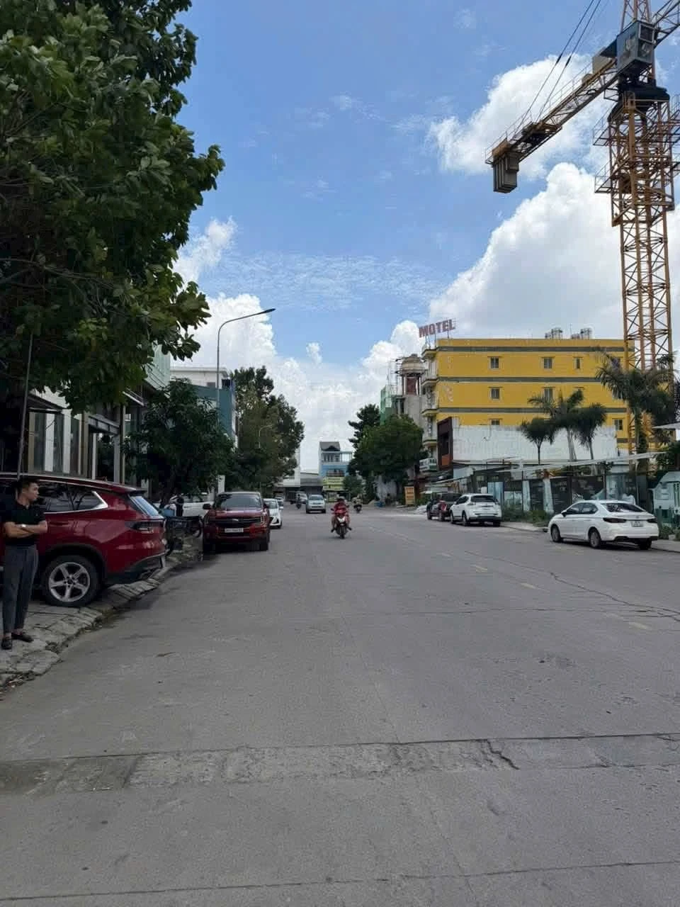 Bán đất thổ cư 128m2 ngang 5m gần Vincom Dĩ An, giá 5,6 tỷ - Ảnh 1