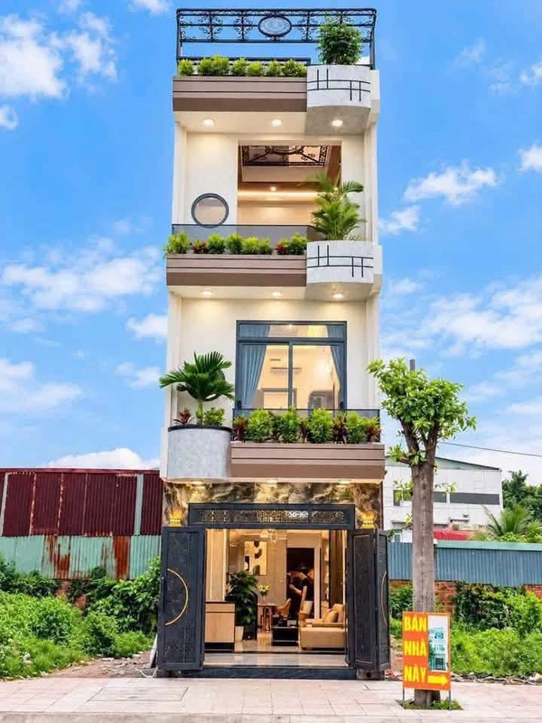 Bán nhà 1 trệt 2 lầu 4x16 (64m2) 4PN 4WC tặng full nội thất tại Thuận An, Bình Dương