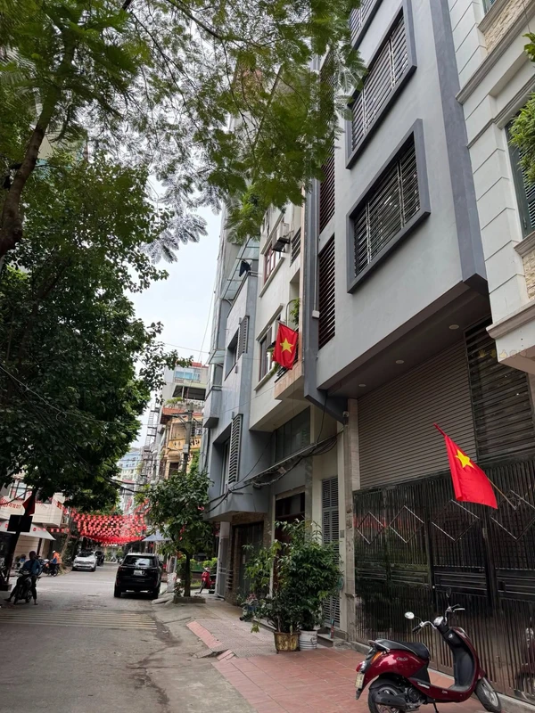 Bán nhà 3 tầng 197,7m² gần Phạm Văn Đồng, Huế 3,6 tỷ 60th