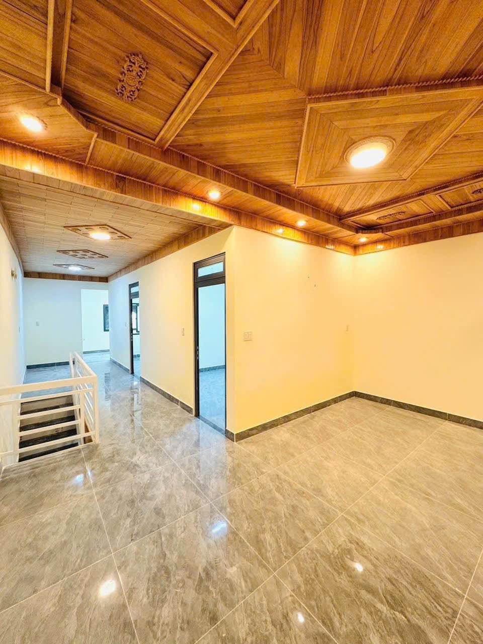 Bán nhà 2 tầng 3PN 170m2 Nguyễn Hoàng, Đà Lạt
