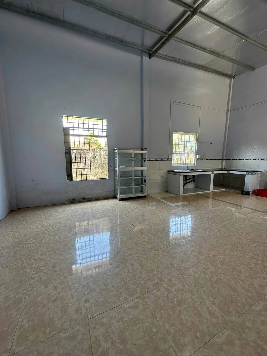 Cho thuê nhà nguyên căn 200m2, 2 phòng, 4.5 triệu/tháng, Rạch Giá - Ảnh 1