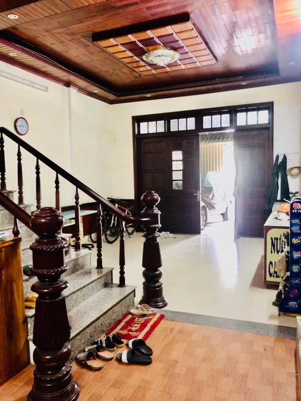 Nhà 3 tầng mặt tiền 93.8m² kinh doanh Hoàng Văn Thái, Đà Nẵng 6.5 tỷ