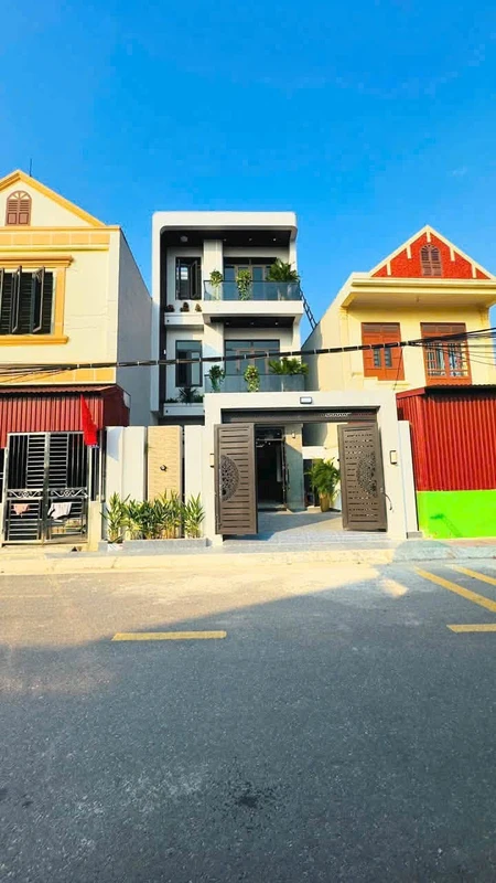 Bán nhà mặt đường 79m² 3 tầng Nhu Kiều 4 tỷ 380