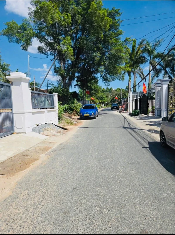 Bán lô góc 2 mặt tiền Định Hoà 523,5m² giá 2 tỷ