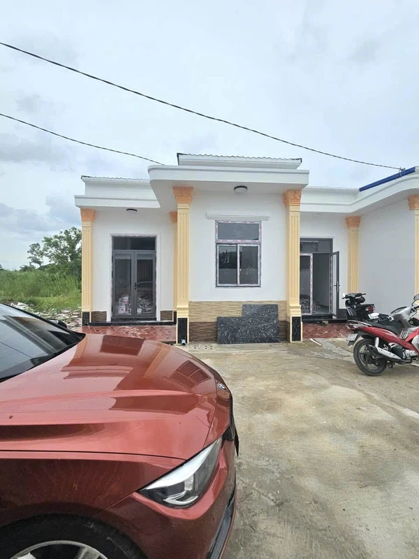 Bán nhà 2 phòng ngủ 76.2m² Phan Văn Trường Kiên Giang 1.4 tỷ