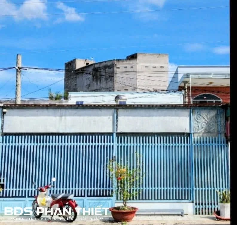 Bán nhà 2 mặt tiền Trường Chinh 150m² - 6,5 tỷ - Ảnh thu nhỏ 4