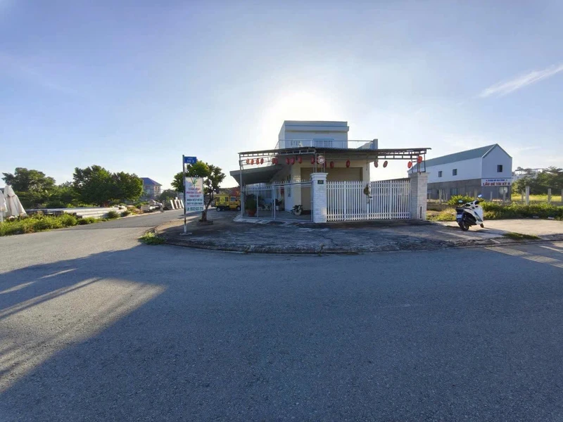 Bán biệt thự 237,5m² mặt tiền KDC Hưng Gia, Tây Ninh 9,6 tỷ