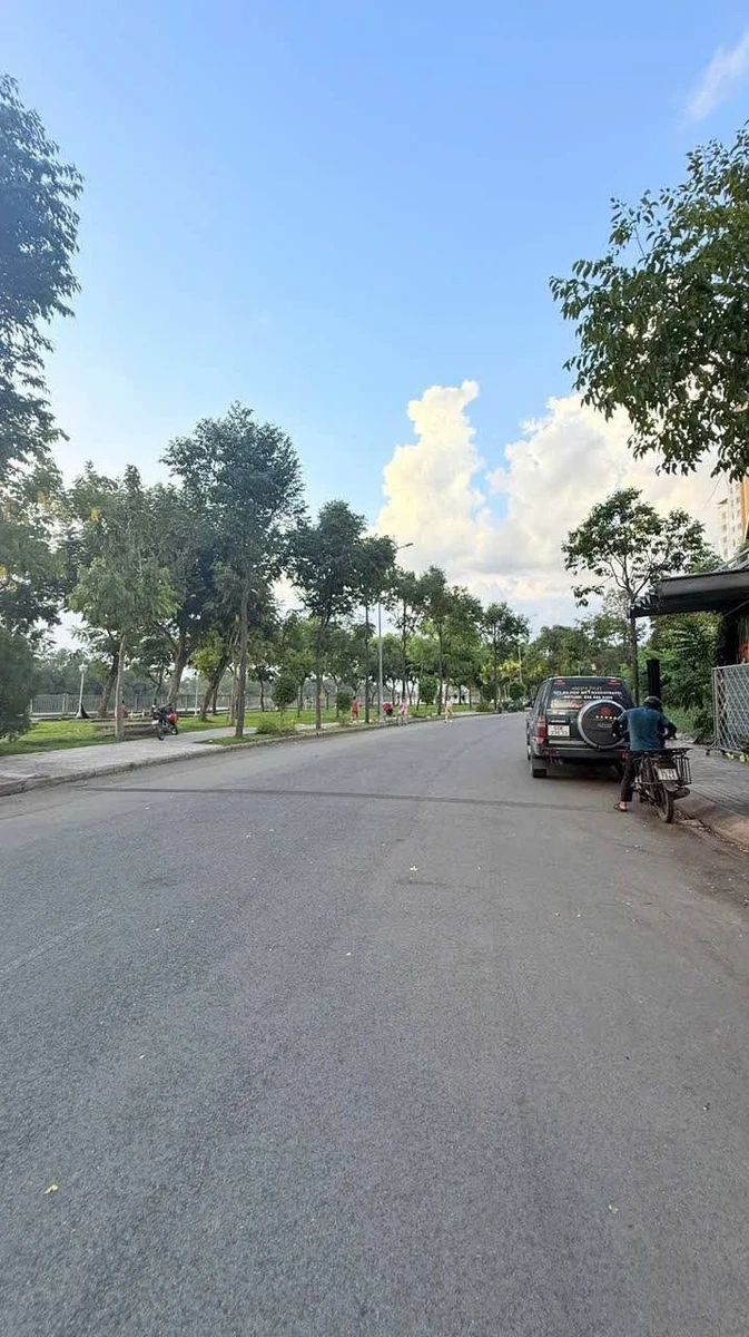 Bán biệt thự 650m2 Quận 7 giáp Phú Mỹ Hưng - Ảnh thu nhỏ 5