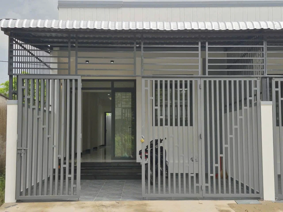 Bán nhà mặt tiền Lê Minh Xuân Rạch Giá 95m² 1 tỷ 3 - Ảnh thu nhỏ 2