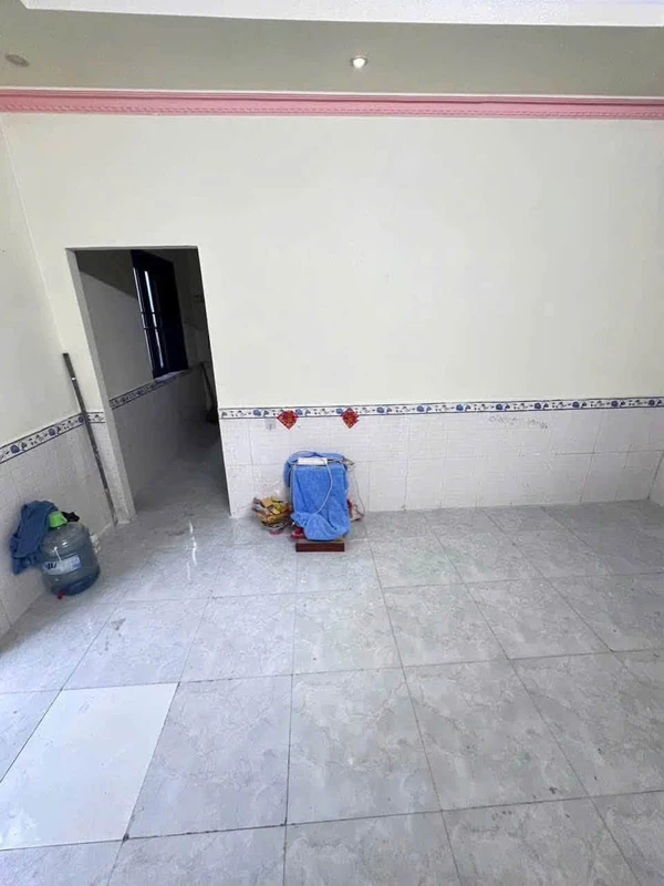Bán nhà 32 m² Dĩ An 850 triệu