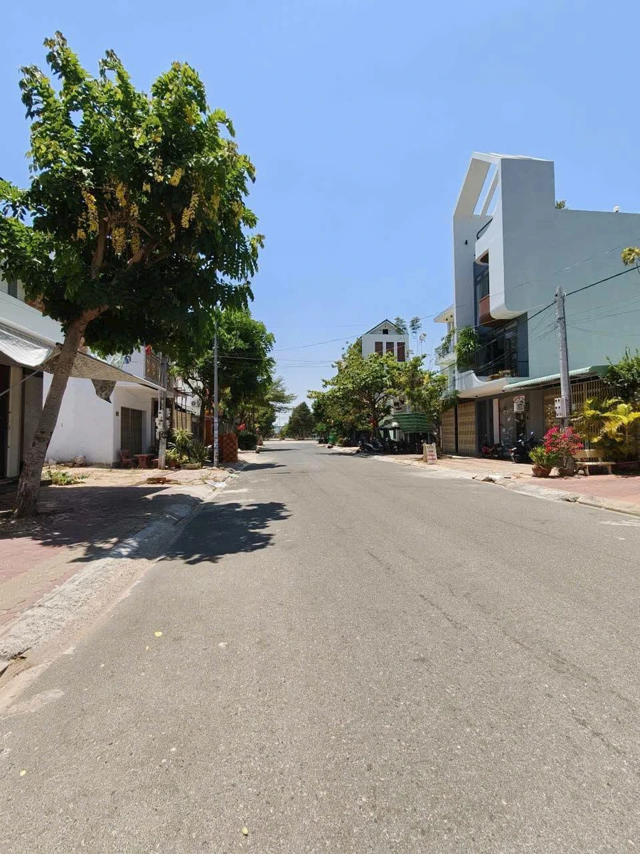 Bán đất mặt tiền Nguyễn Thế Lâm Phan Thiết 104.5m2 - Ảnh thu nhỏ 2