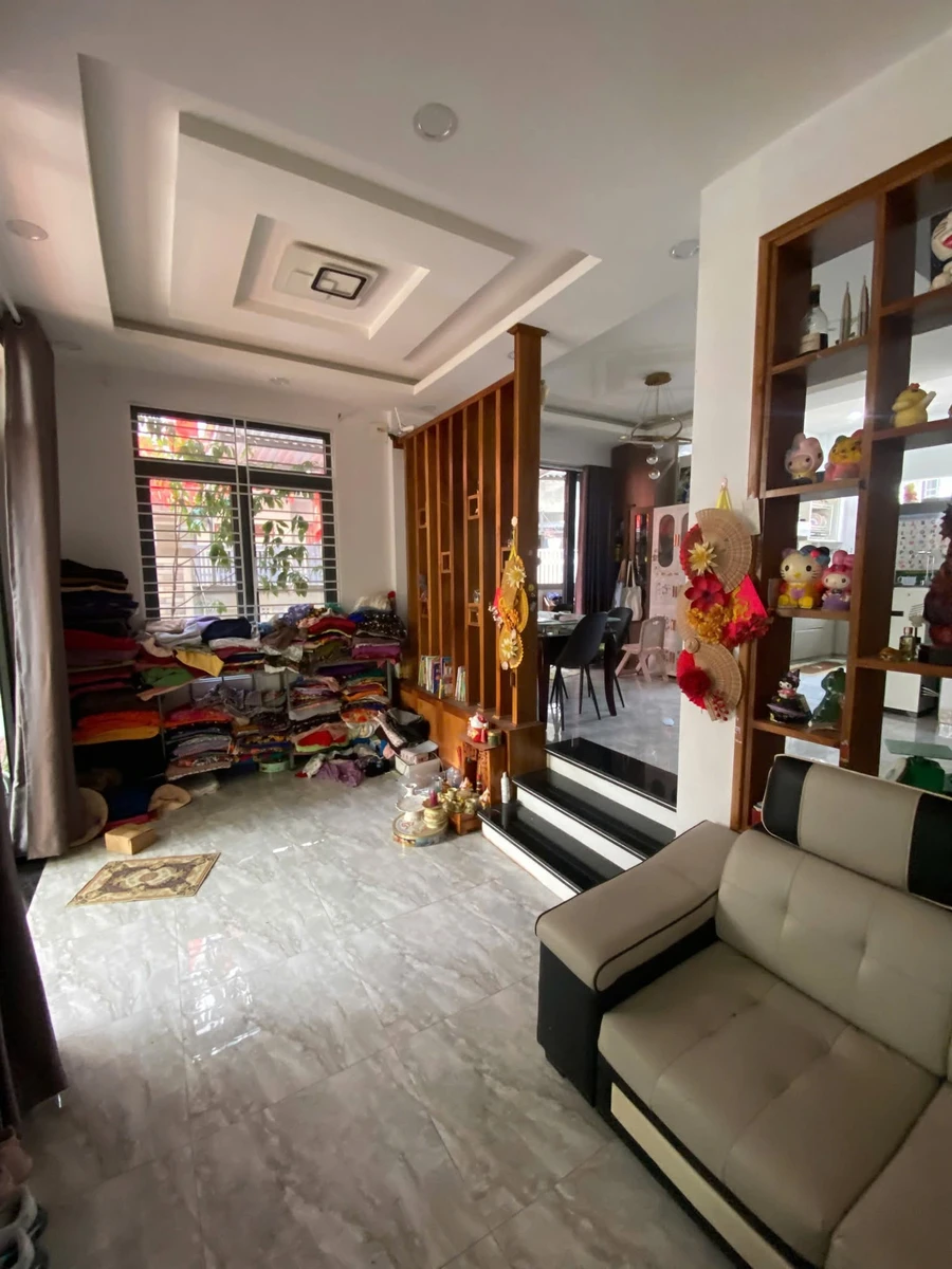 Bán nhà 3 tầng kiệt Lê Quý Đôn, đất 141m2, 4 phòng ngủ, giá 7,5 tỷ, Huế - Ảnh thu nhỏ 2